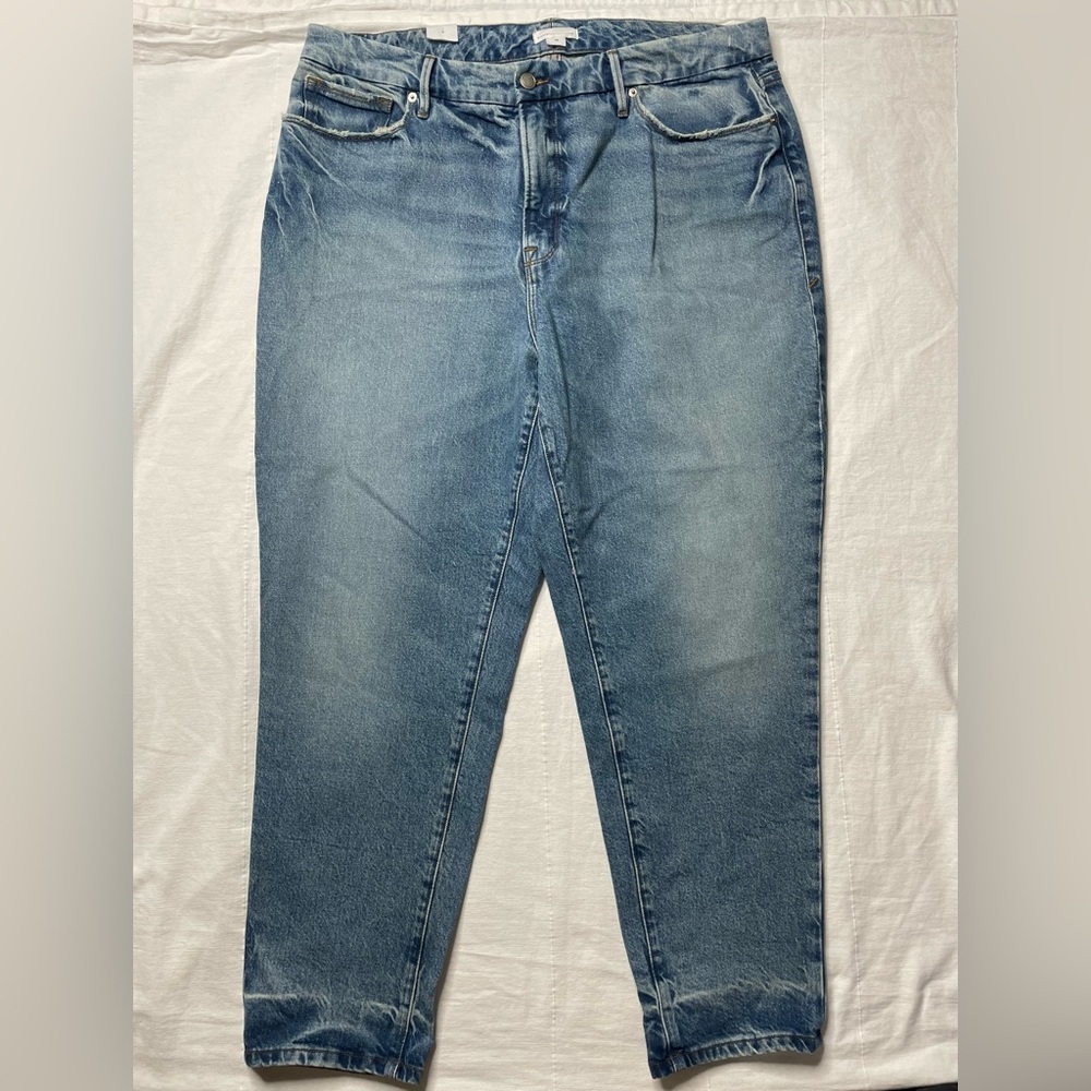 Good American Faded Classic Ankle Jeans